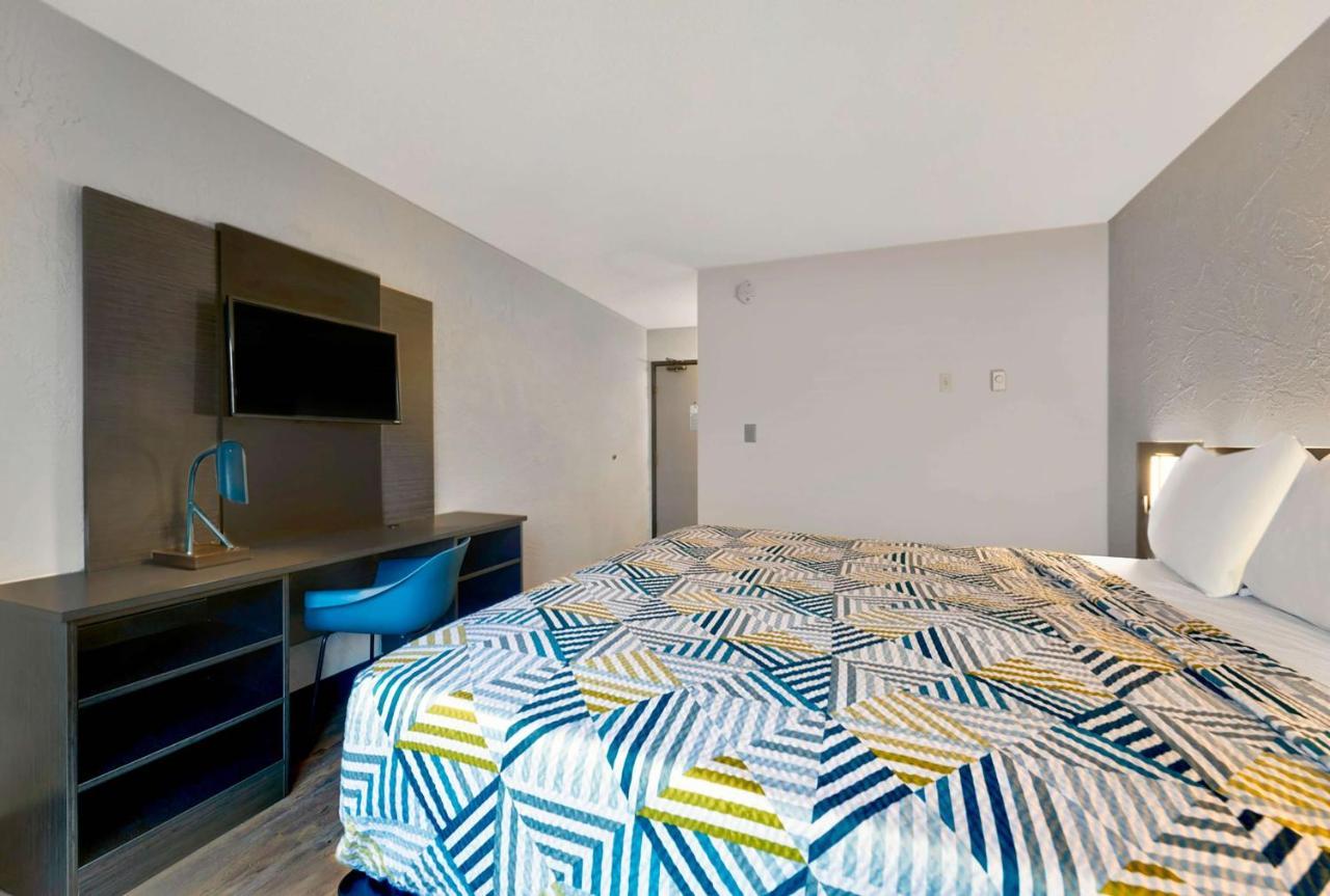Motel 6-Oak Creek, Wi Екстер'єр фото